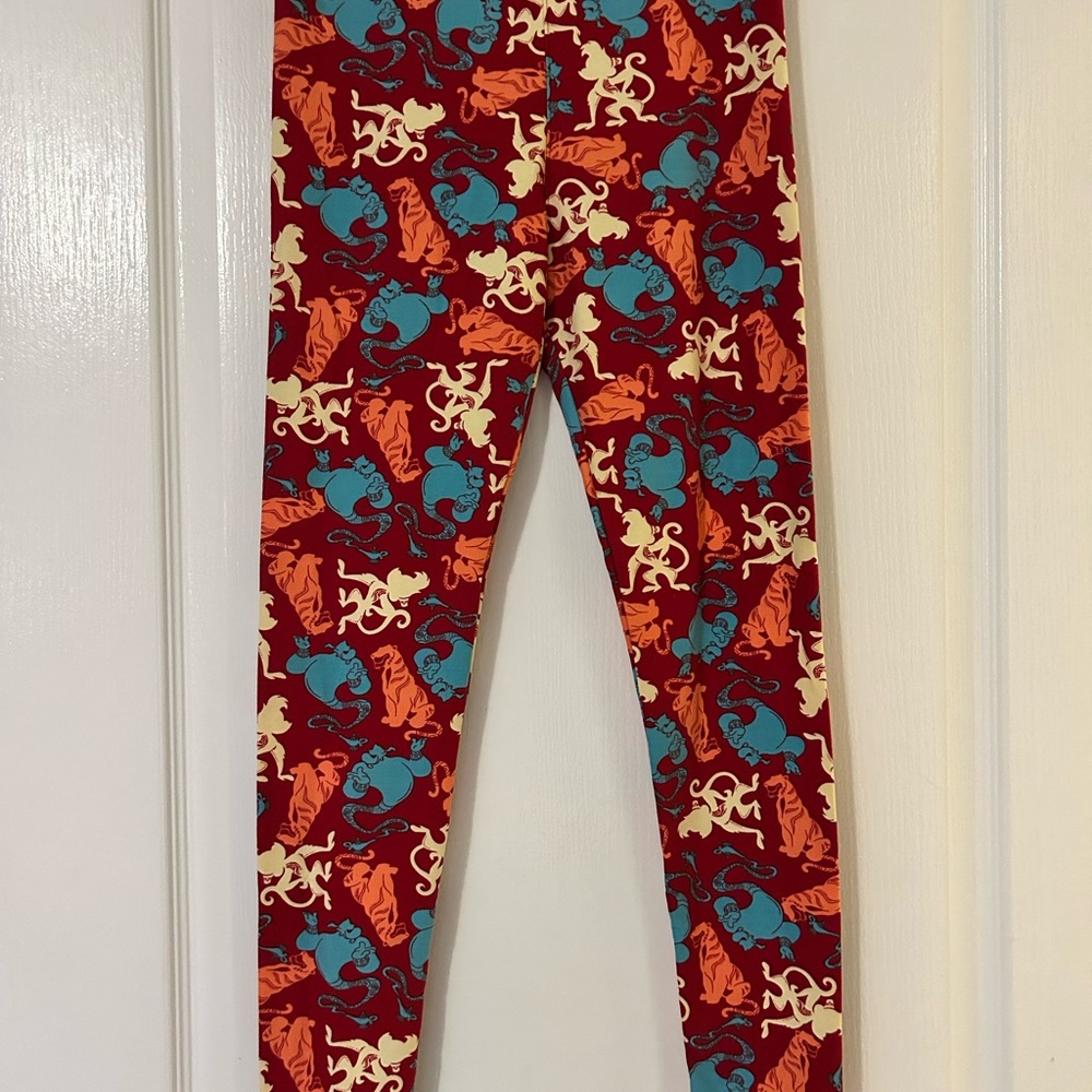 5 for $15 NWOT Aladdin Leggings OS